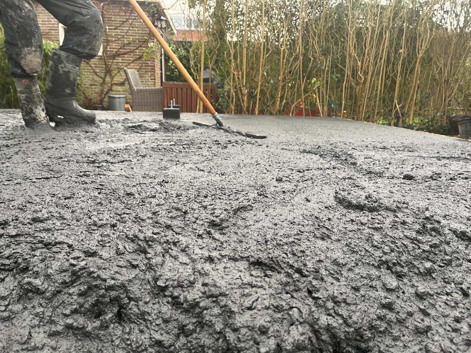 Beton dat op locatie wordt afgewerkt